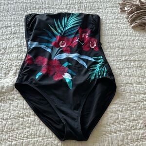 Tommy Bahama One Piece size 8